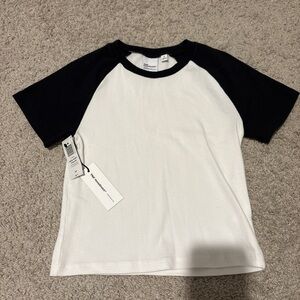 Aritzia Homestretch Shortsleeve Tshirt